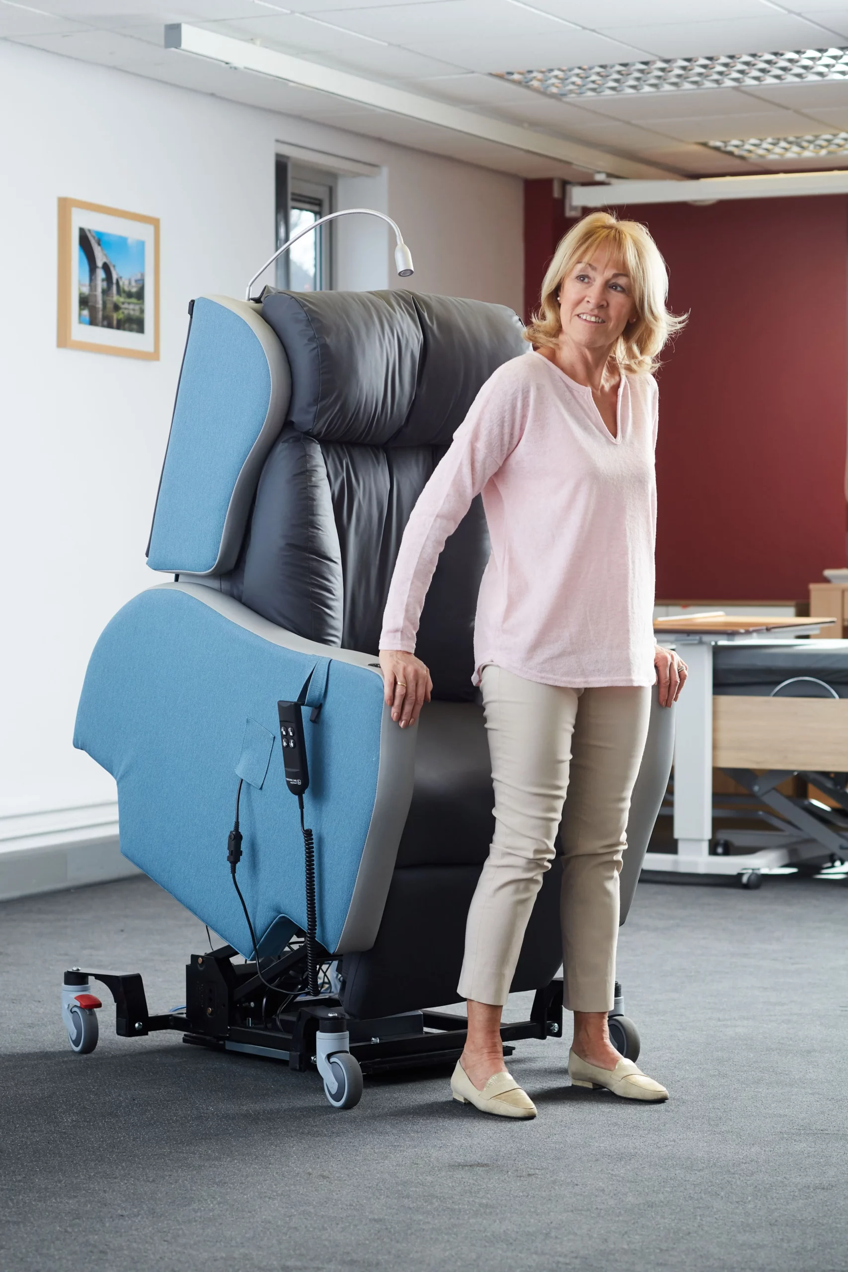 Arene Riser Recliner Chair